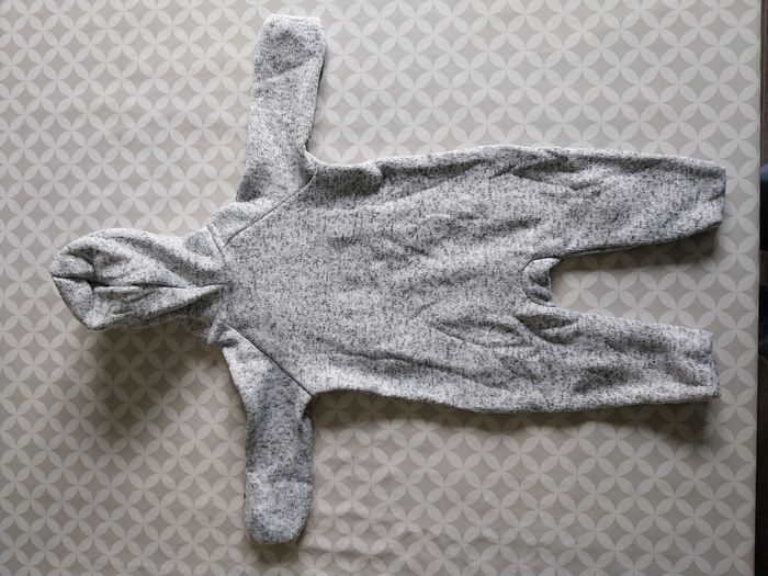 Combinaison Pilote Grise Doublée Polaire H&M - 2/4 mois (62 cm) - État Impeccable - photo numéro 2