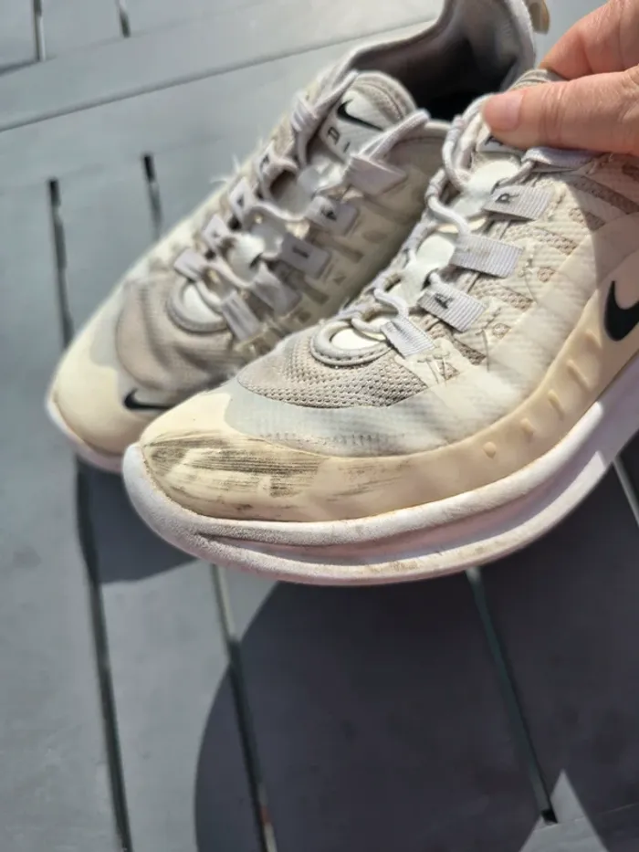 Baskets Nike air pointure 37,5 en l'état - photo numéro 3