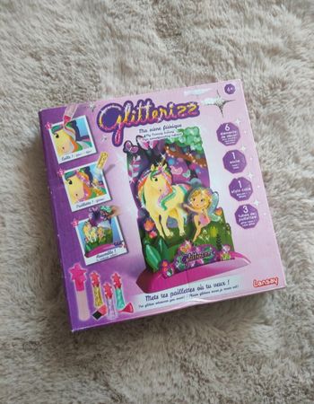 Glitteriz – Ma scène féerique – Neuf