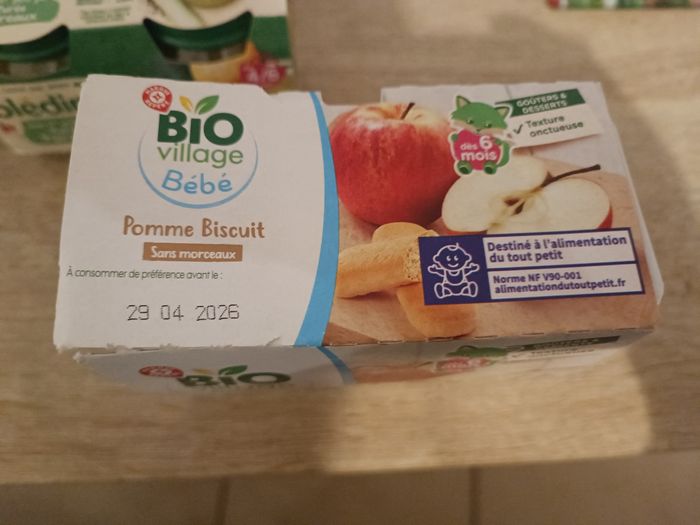 Lot petits pots + 3 compotes - photo numéro 6