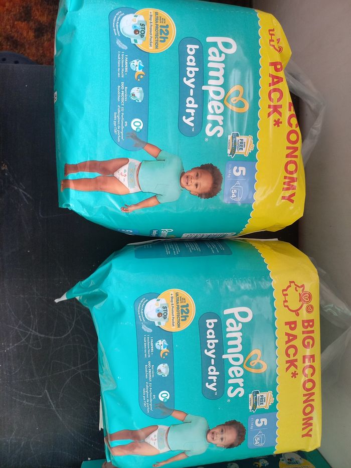 2 big économy pack pampers taille 5