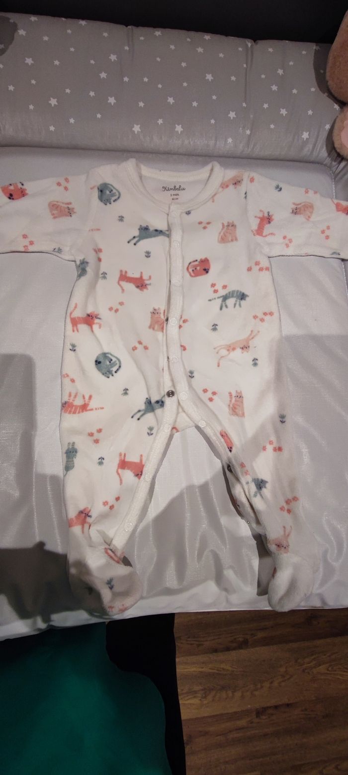 Pyjamas neuf - photo numéro 2