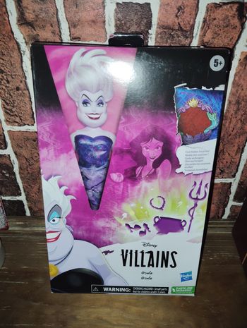 Coffret poupée Disney villains Ursula la petite sirène 