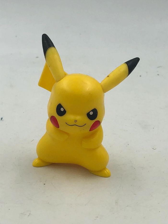 Figurine Pokémon Pikachu 8cm