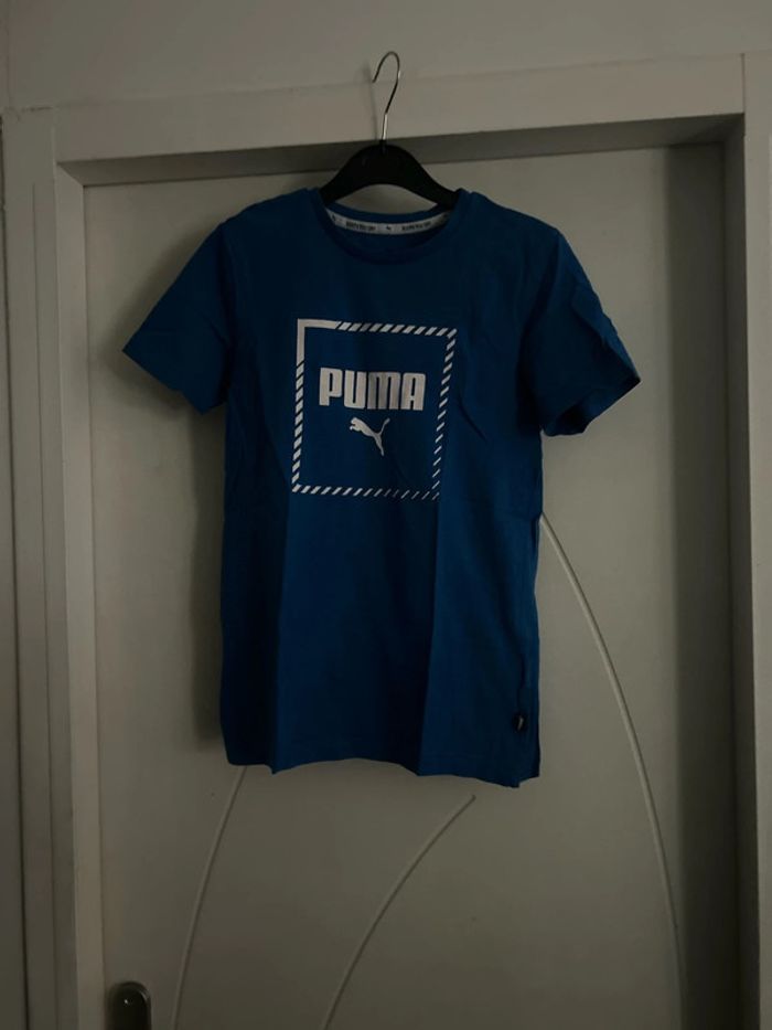 Tee shrit puma taille 12 ans