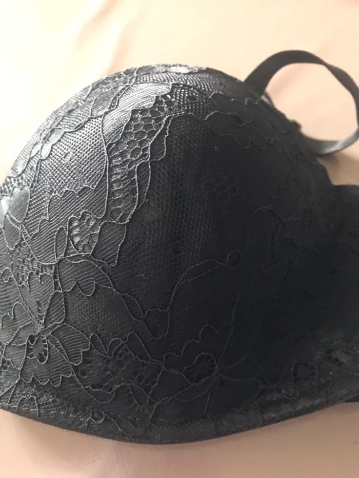 Soutien gorge noir dentelle - photo numéro 3