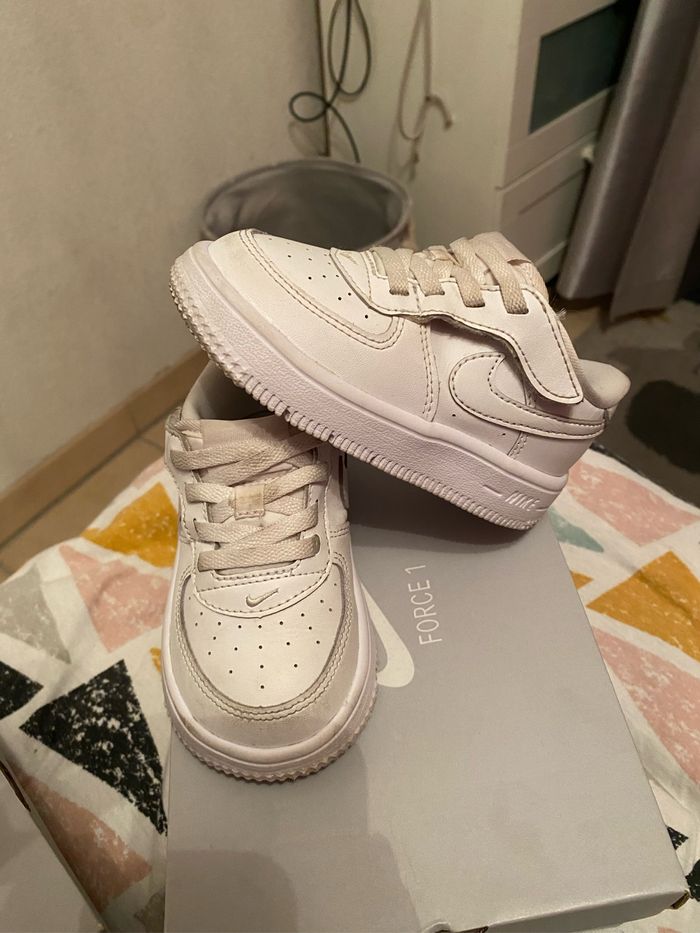 Chaussure Nike enfant - photo numéro 2