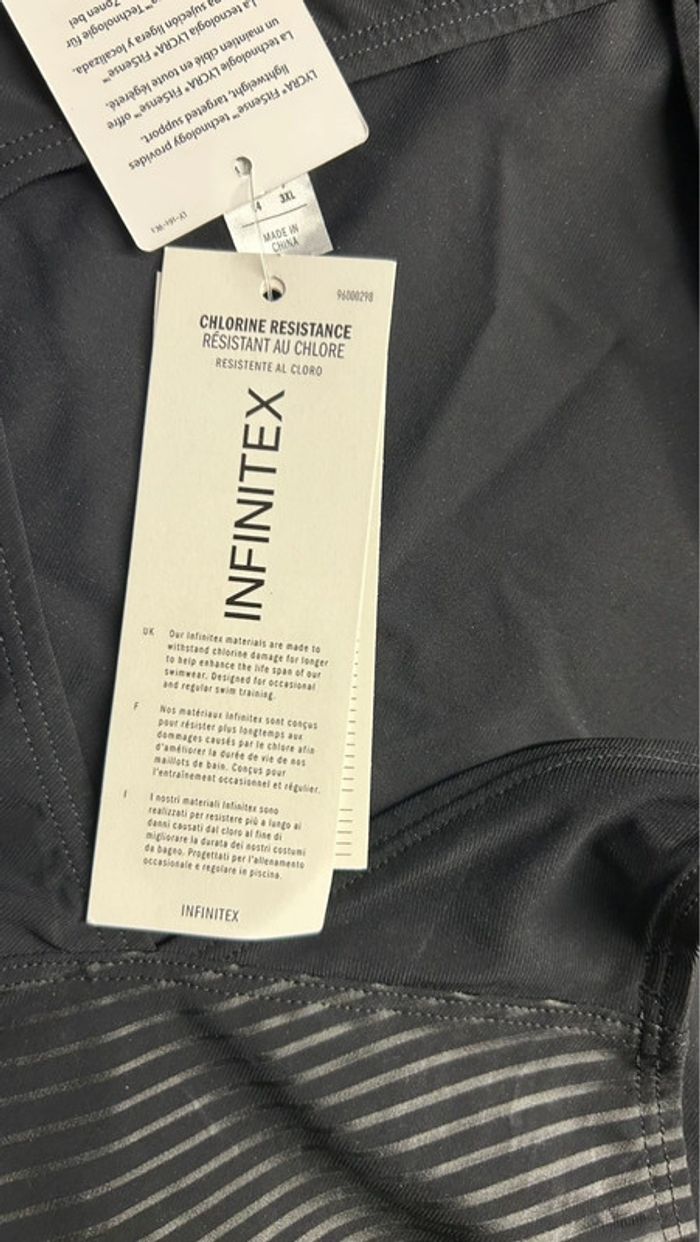 Maillot de bain de natation neuf Adidas taille 46 - photo numéro 8