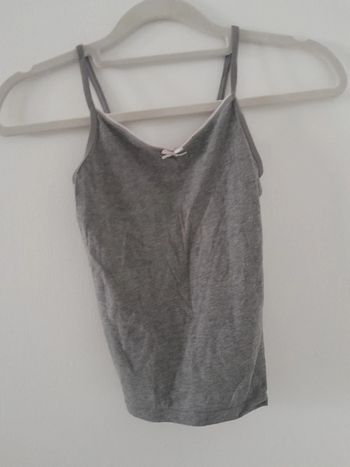 Débardeur fille gris – KIABI – Taille 8 ans (126-131 cm