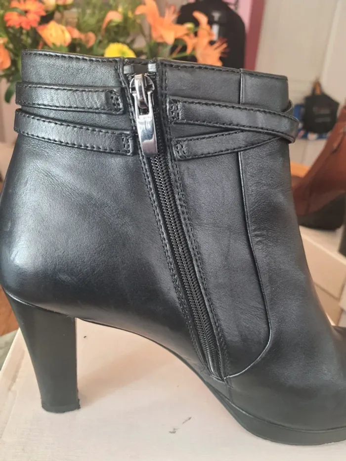 Jolie Bottine noir Clarks Kendra 41 1/2 - photo numéro 12