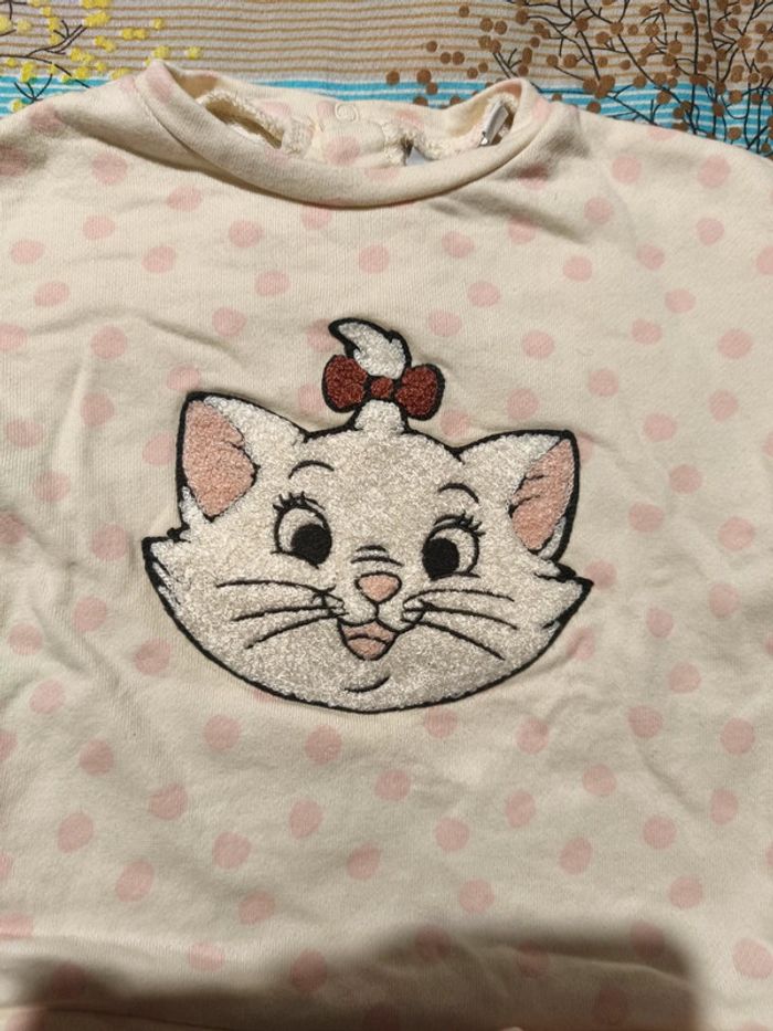 Lot sweat + tee shirt Disney Marie - photo numéro 4