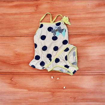 Maillot de bain 2 pièces petite fille
