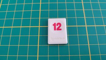 Tuile chiffre 12 douze rouge jeu de société Rummikub Le rami des chiffres jeu de voyage Hasbro #C68
