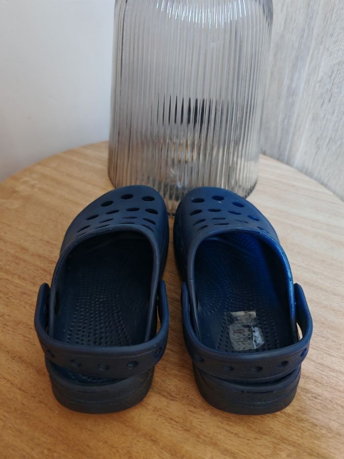 Chaussure garçon style crocs pointure 26 neuve - photo numéro 4