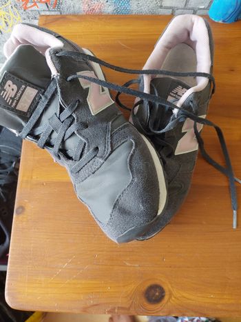 Basquettes New balance taille 38