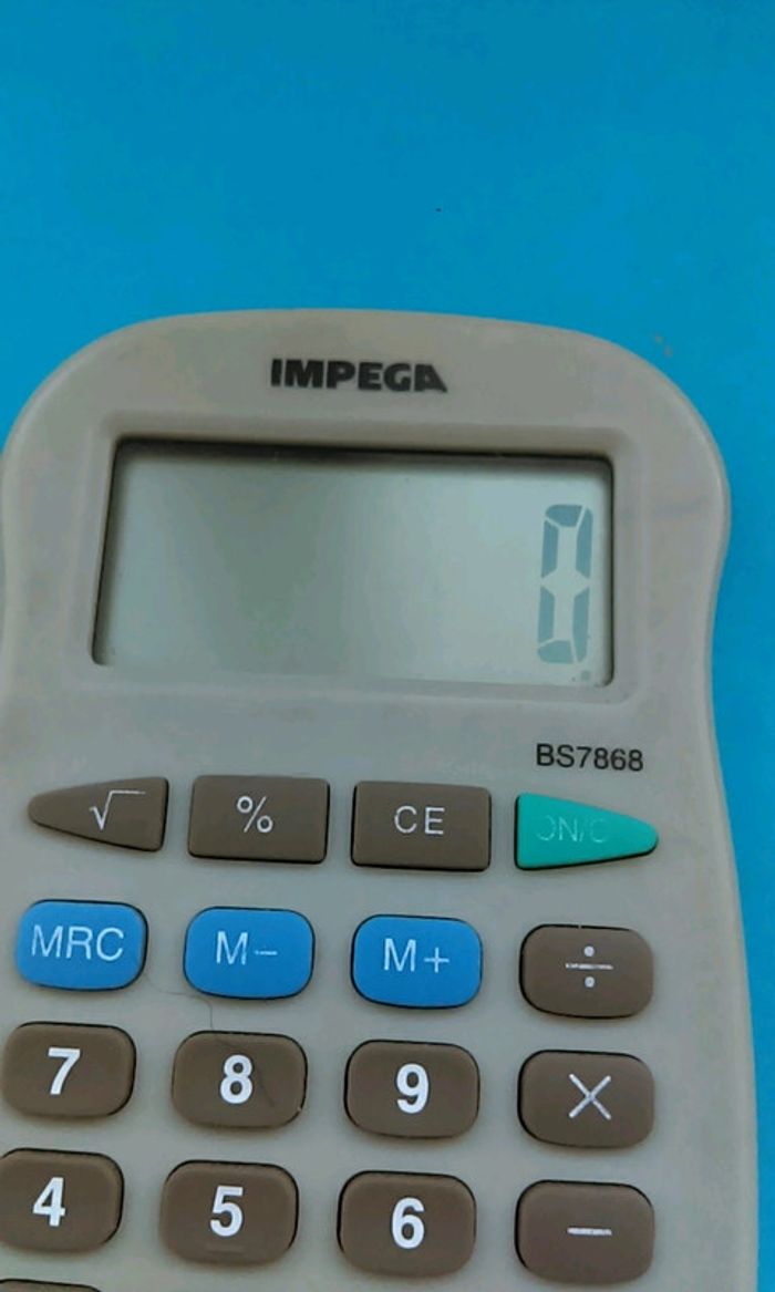 Calculatrice - photo numéro 3