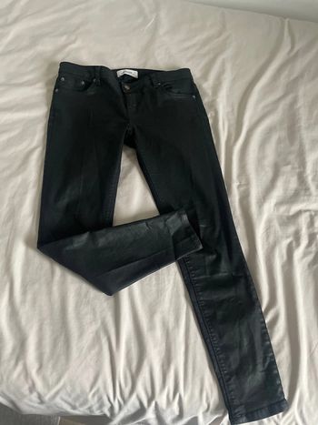 Pantalon noir très classe