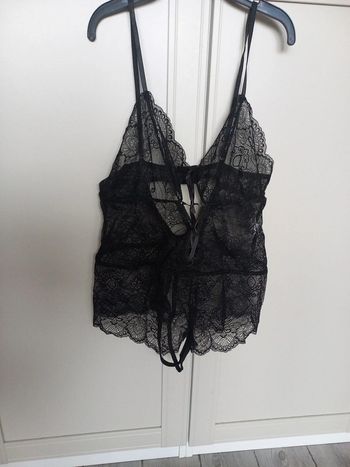 Ensemble sexy en dentelle avec uniforme passion