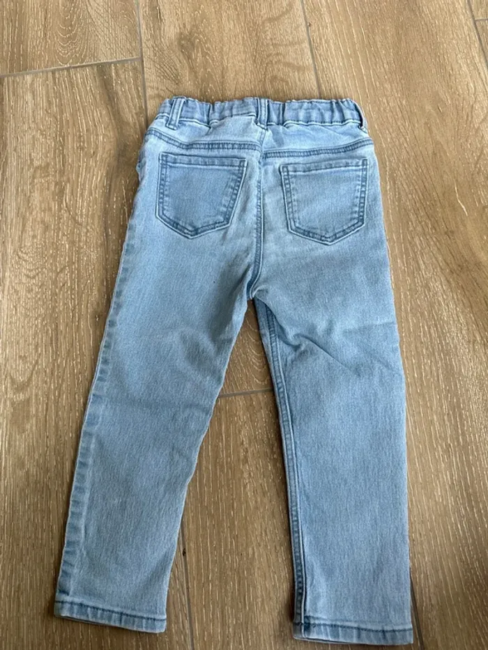 Jean 👖 - photo numéro 3