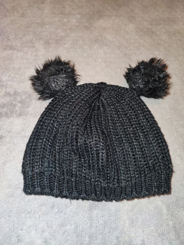 Bonnet à pompon (1/3 mois)
