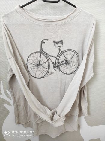 Très joli haut beige