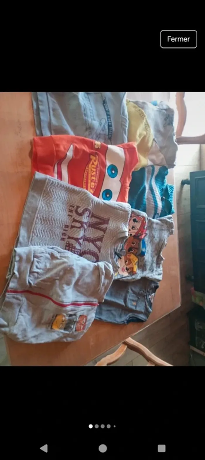 Lot de pulls garçon 4 ans, différentes marques pattes patrouille Star wars