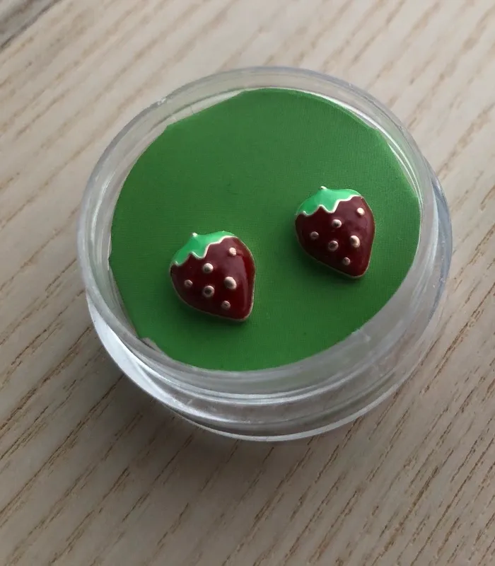 Boucles d'oreille fraise - photo numéro 3