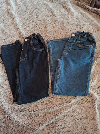 Lots de deux pantalon kiabi Taille 10ans neuf