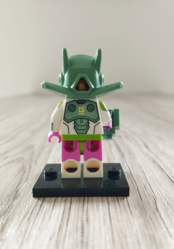 LEGO 71037 Le Robot Guerrier - photo numéro 4