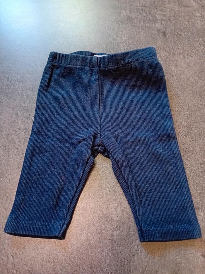 Lot 1 pantalon + 1 leggings 1 mois - photo numéro 4