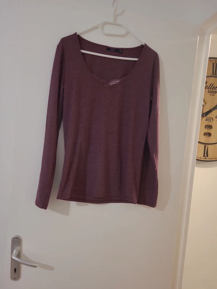 Pull fin femme manche longue violet col V dentelle taille M TBE kiabi