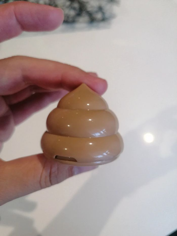 Taille crayon crotte 💩 - photo numéro 4