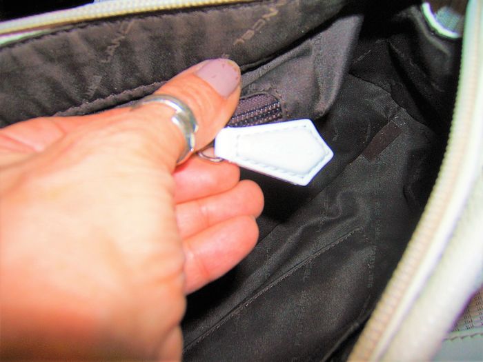 sac à main en cuir "Lancel" - photo numéro 3