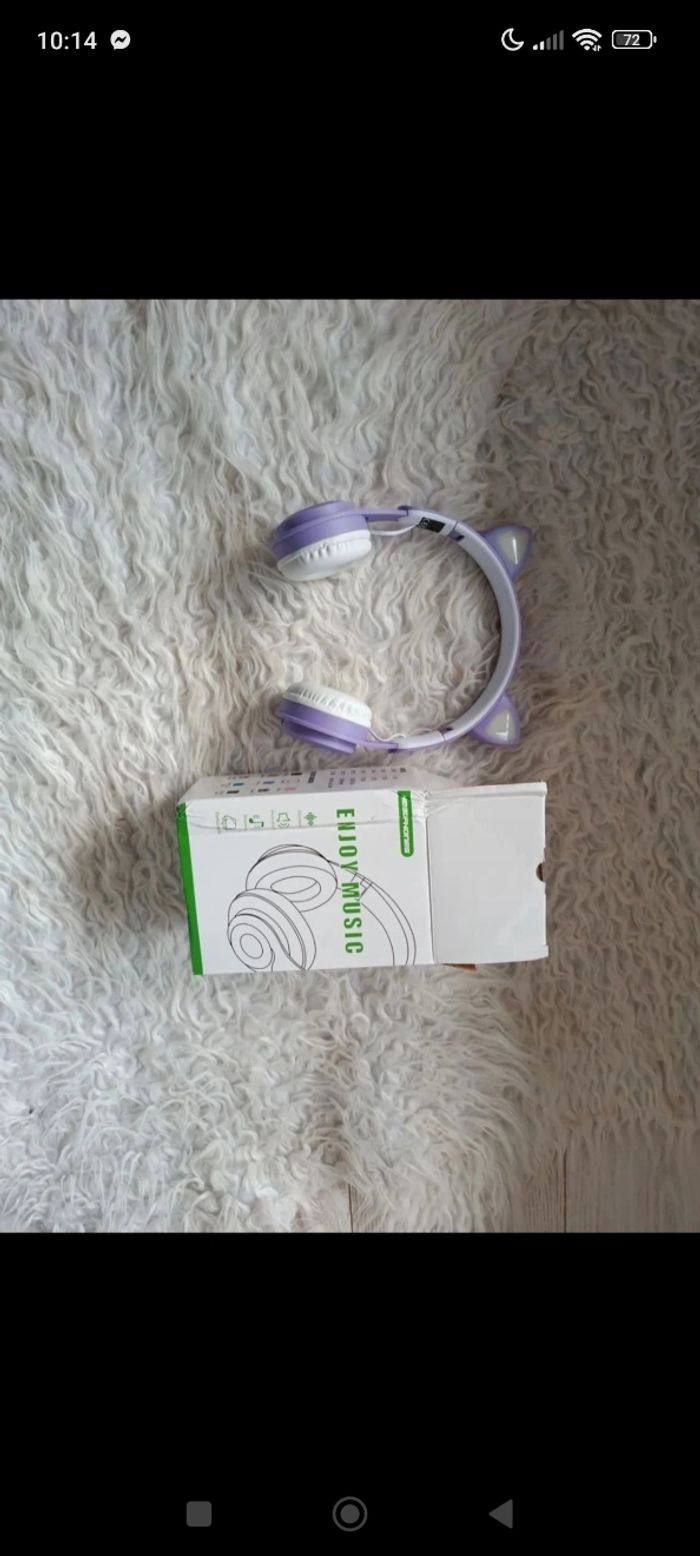 Casque sans fil oreille de chat neuf jamais utilisé