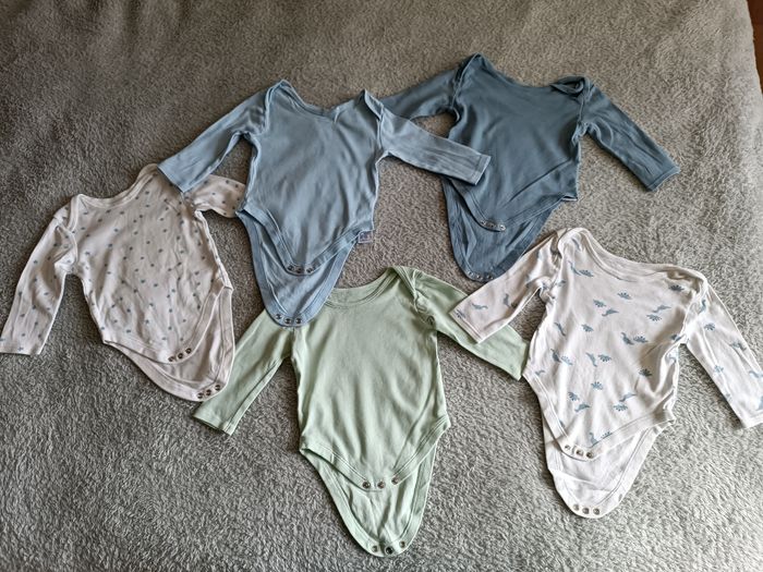 Lot de 5 bodies - photo numéro 3