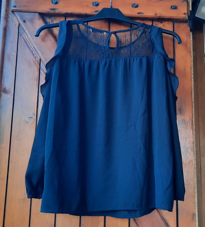 Blouse noire en voile épaule dénudée, Camaïeu, taille 40 - photo numéro 2