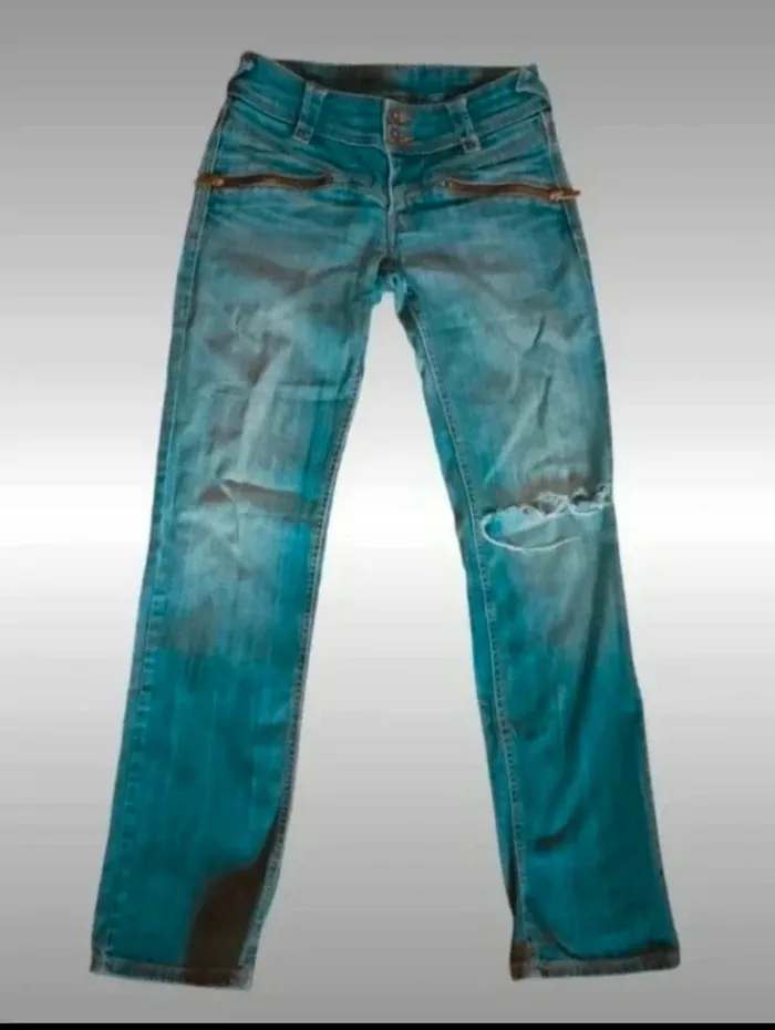 Jean coupe droite troué taille 37-38 - photo numéro 3