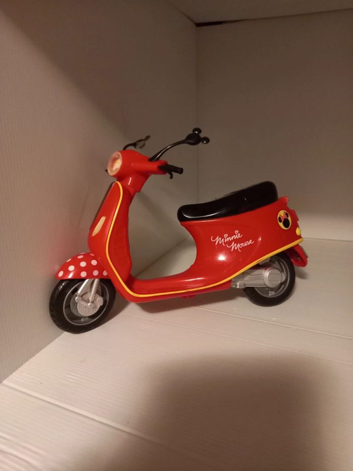 Scooter minnie