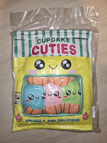 Coussin peluche kawaii neuf