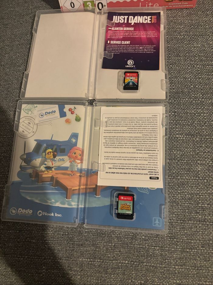 Nintendo switch lite corail - photo numéro 2