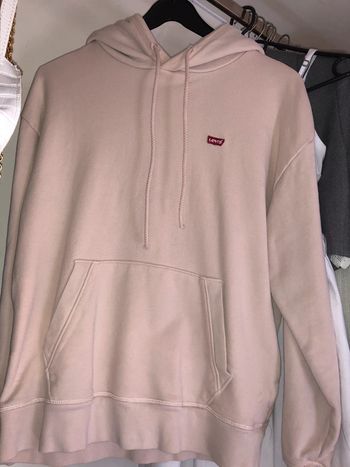 Sweat Levi’s rose pastel