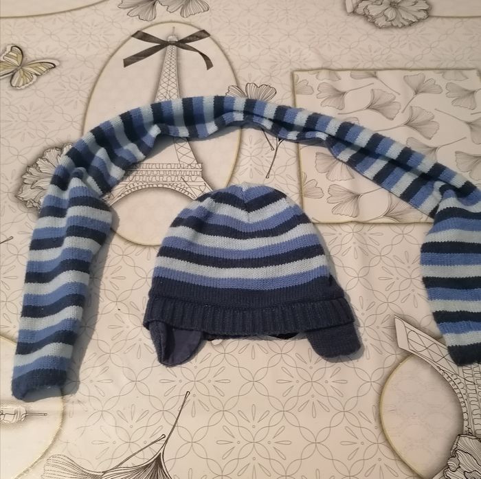 Ensemble bébé bonnet écharpe