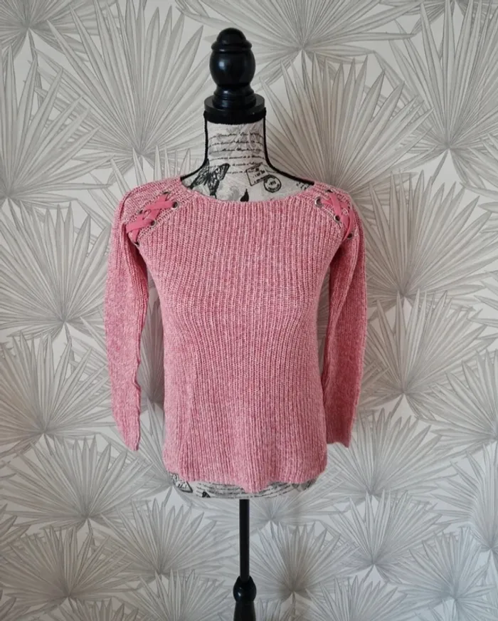 Joli pull original cache cache taille 36