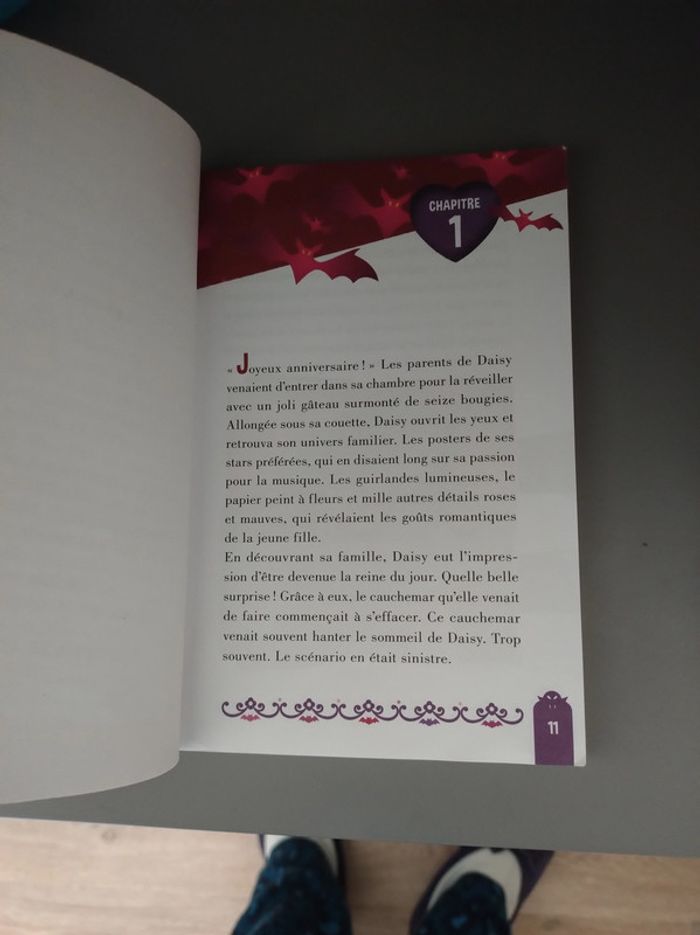 Livre Chica Vampiro vampire malgré elle - photo numéro 4