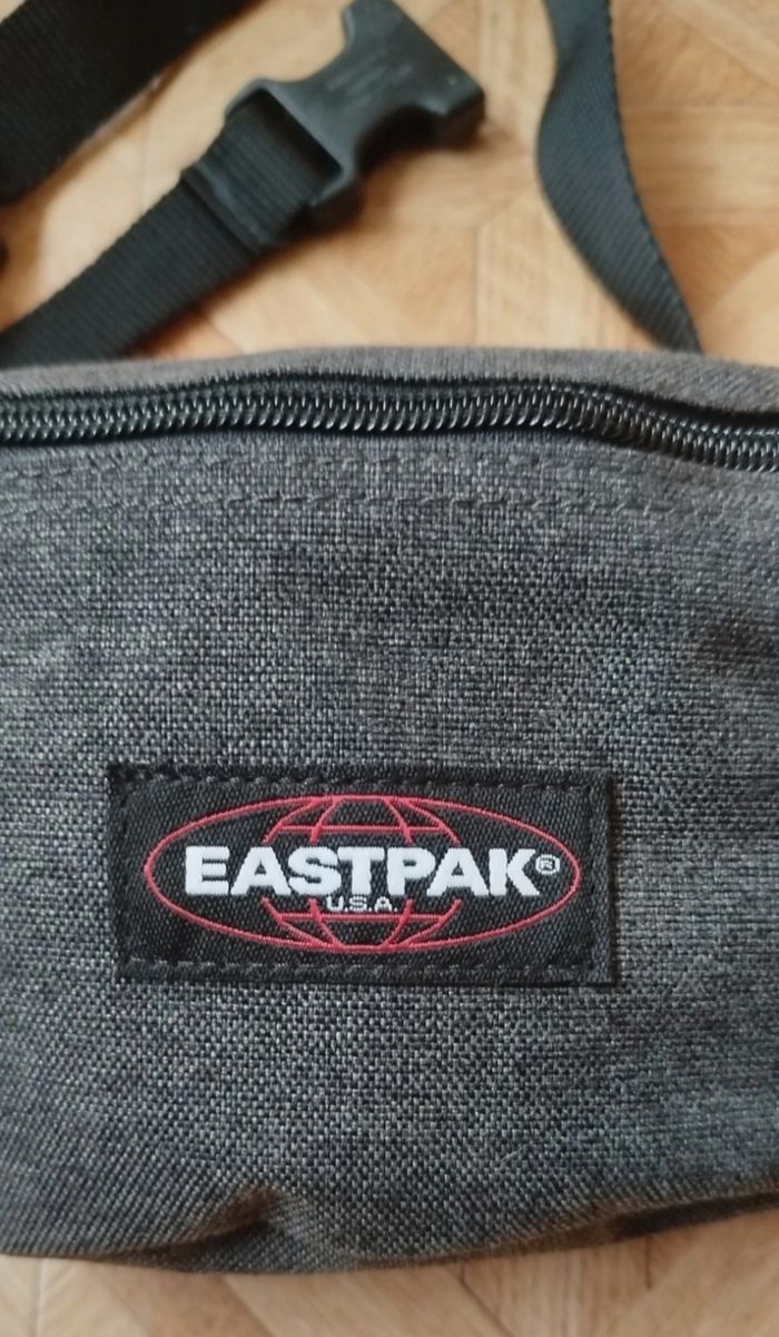 Sac banane Eastpak - photo numéro 2