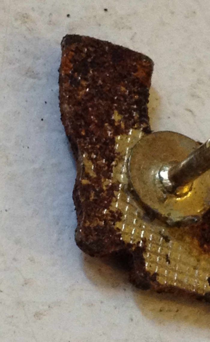 Pin's pistolet ancien badge vintage - photo numéro 4