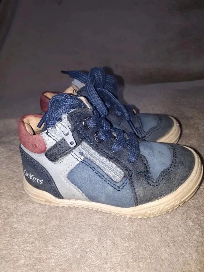 Chaussures bébé Kickers 20