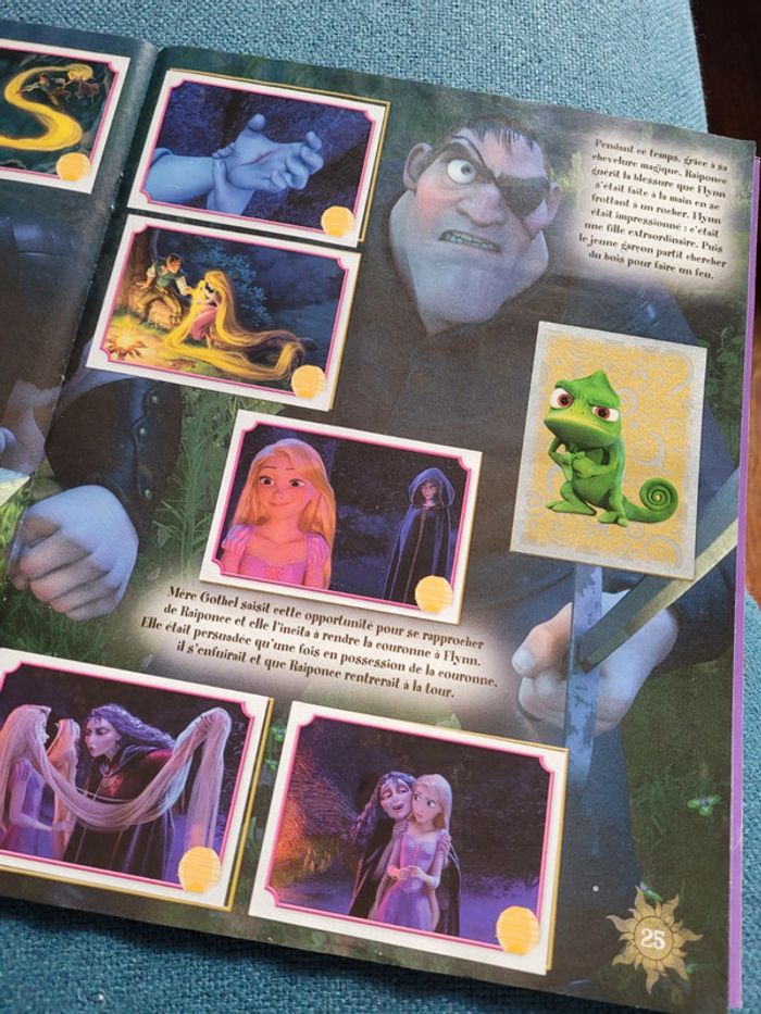 Album Panini Raiponce complet + poster Disney collection autocollants stickers princesse - photo numéro 7