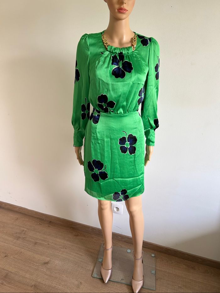 Robe verte neuve à manches longues Naf Naf taille 36 (valeur 80€) - photo numéro 3