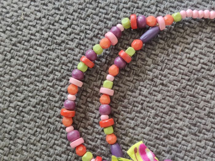 Bijou collier bois perles et tissu Catimini thème spirit - photo numéro 3